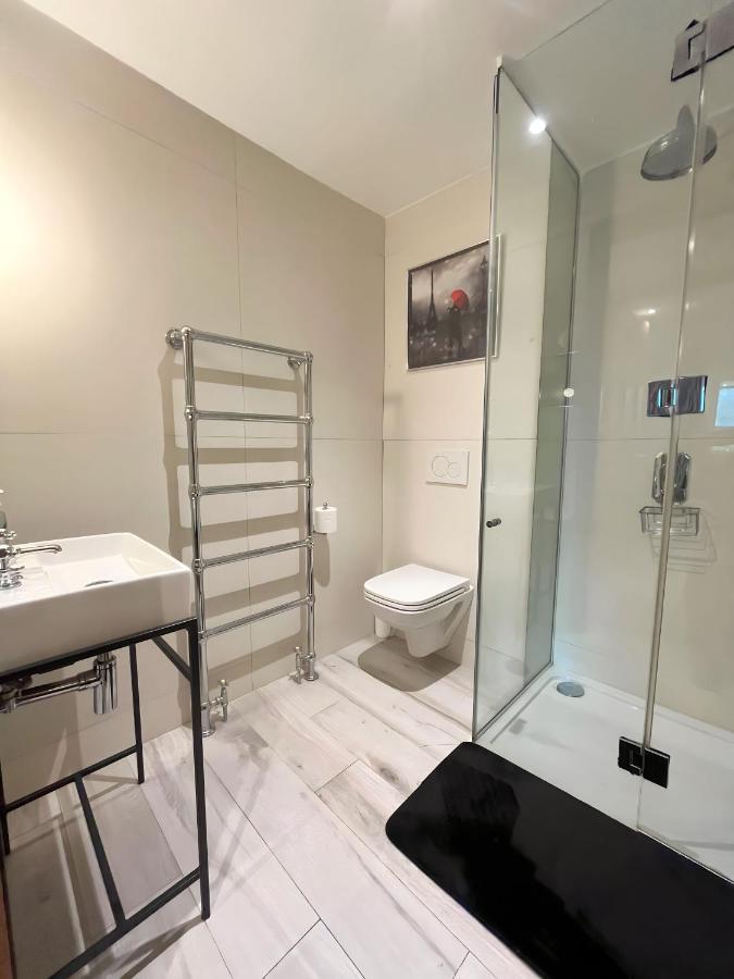 Kensington Luxury Apartments London Exterior photo
